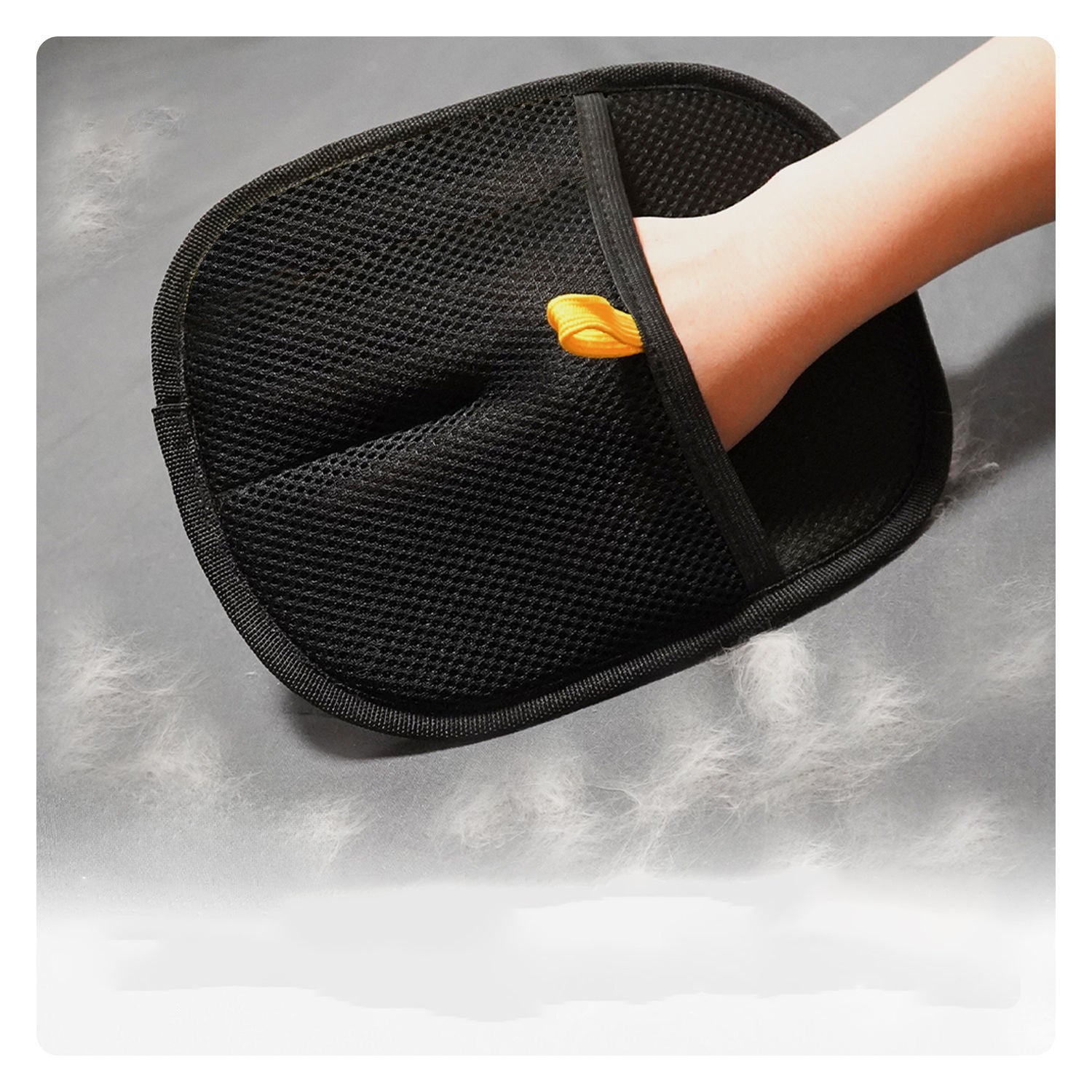 FurMagnet – Wearable Hair Remover for Cats & Dogs